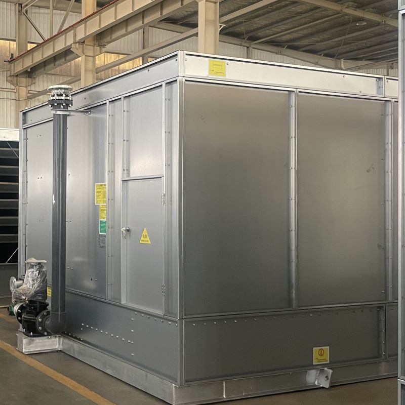 Evaporative condenser